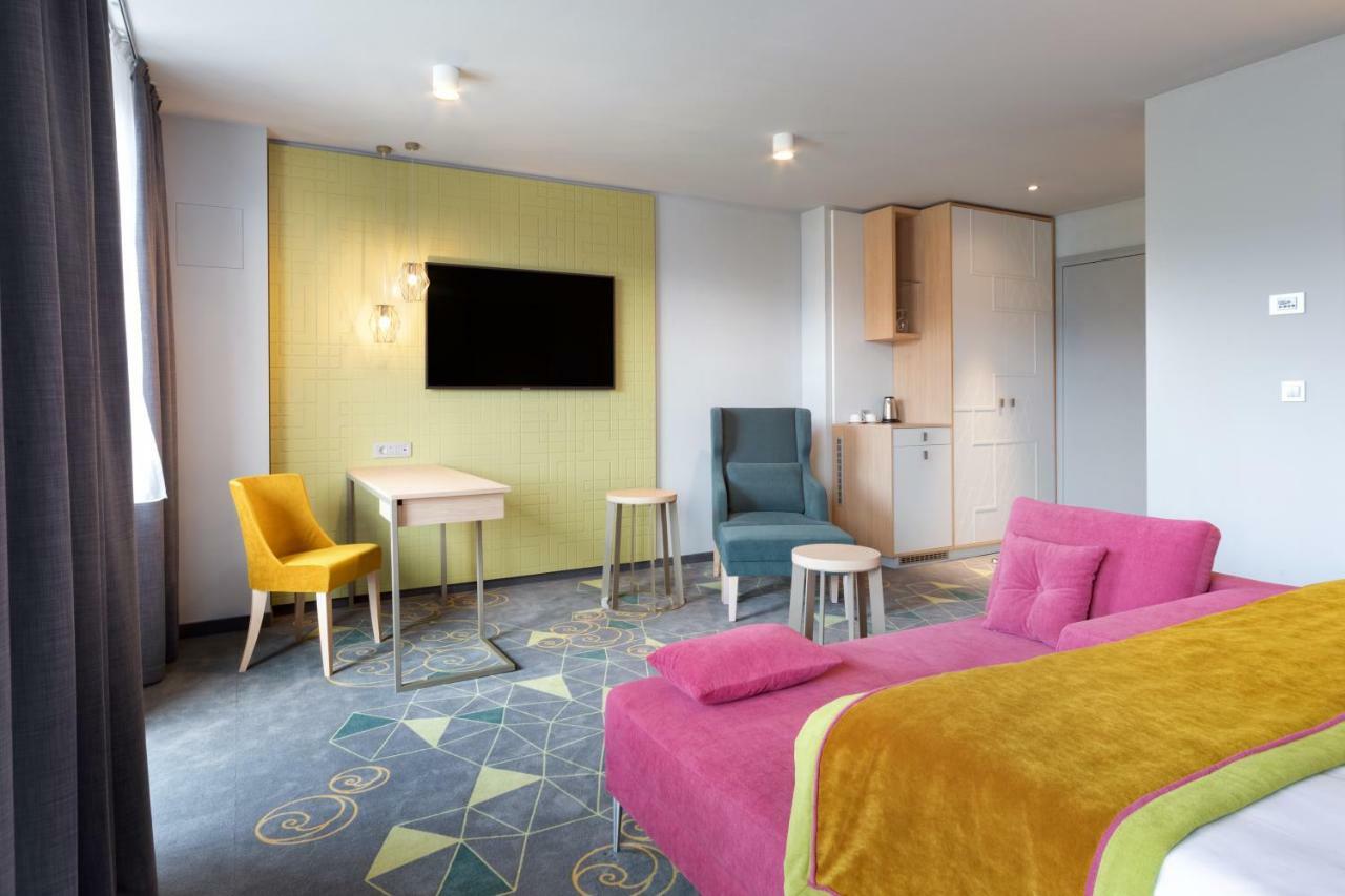 Rose Hotel 4*